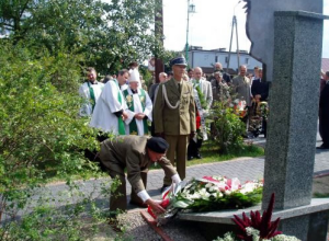 August 27, 2006. Unveiling of the Danuta Siedzikowna, Inka Monument in Narewka, Poland.