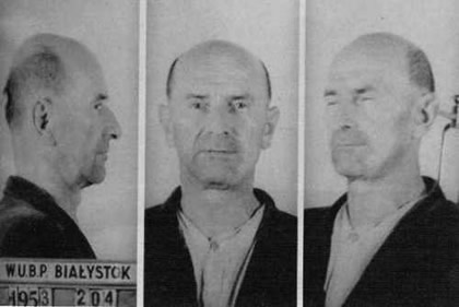 Lt. [cz. w.] Antoni Kurowski, nom de guerre “Olszyna” who from June 1945 was second in command of the AKO District in Grajewo. Photo taken by Polish secret police in 1953.