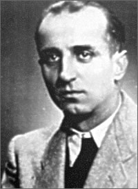 aj Witold Paweł Szredzki noms de guerre “Sulima”, “Sum”, professional officer of the Polish Army, participated in the 1939 Defensive War. On 19 September he was taken captive by the Soviets; he then escaped and went to Hungary, and at the end of the year he returned to Lwów. In ZWZ (pol. Związek Walki Zbrojnej - Association of Armed Struggle)